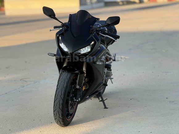 ÖZTÜRK OTOMOTİVDEN HONDA CBR650R HATASIZ