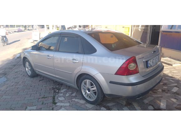 Sahibinden Ford Focus 1.6 TDCi Ghia 2008 Model