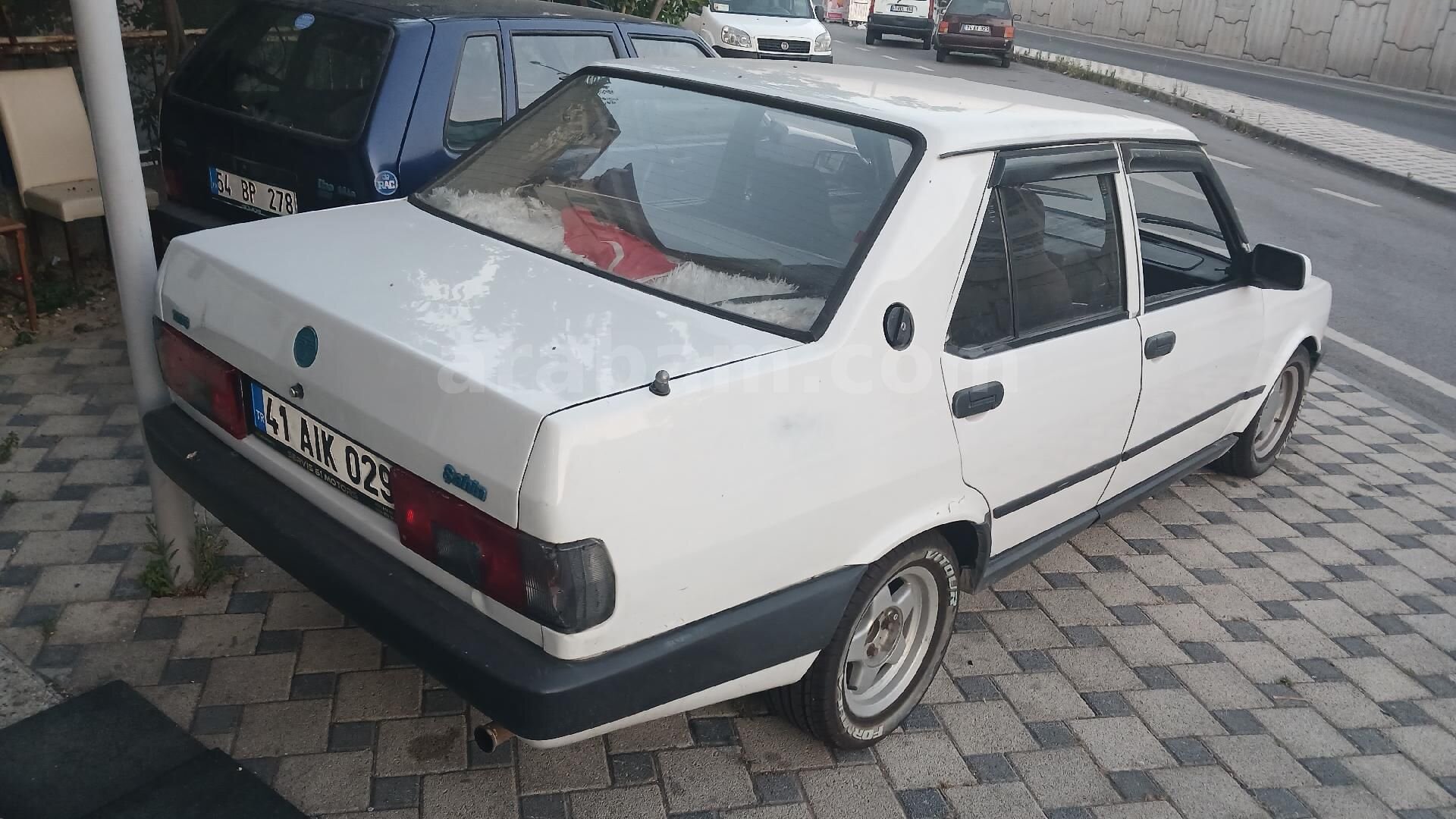Galeriden Tofaş Şahin 1.6 1996 Model Kocaeli 190.000 km Beyaz 5