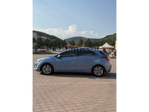 Sahibinden Hyundai i30 1.6 CRDi Elite 2013 Model 