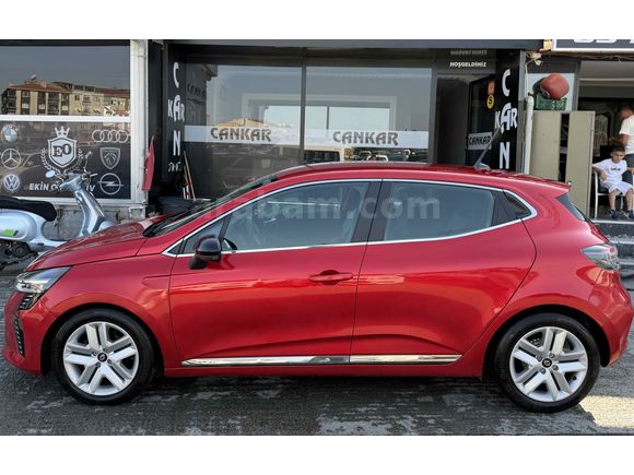 Galeriden Renault Clio 1.0 TCe Evolution 2024 Model İstanbul