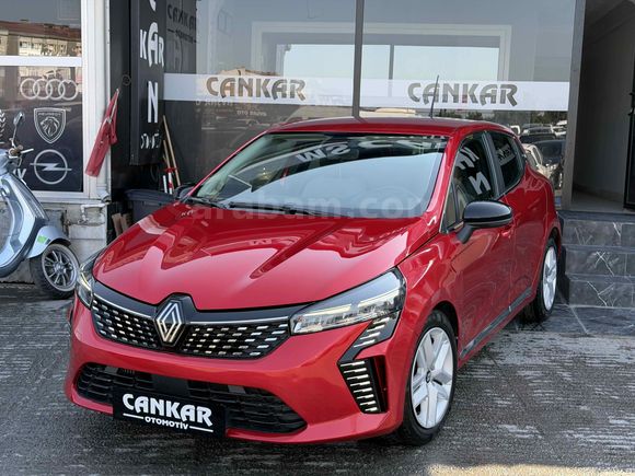 Galeriden Renault Clio 1.0 TCe Evolution 2024 Model İstanbul