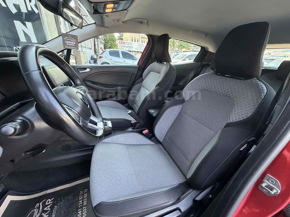 Galeriden Renault Clio 1.0 TCe Evolution 2024 Model İstanbul
