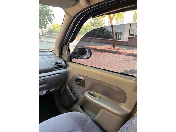 Sahibinden Renault Clio 1.4 RTA 2000 Model 