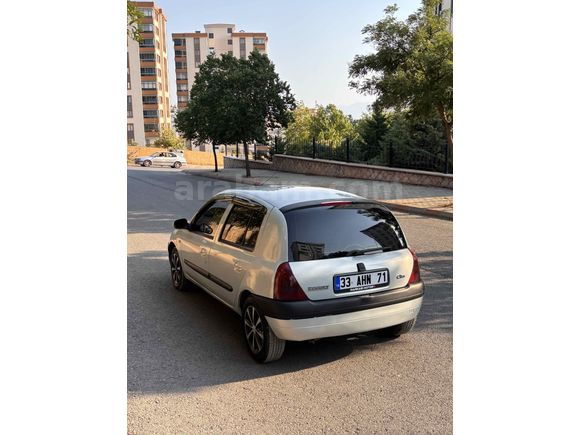 Sahibinden Renault Clio 1.4 RTA 2000 Model 