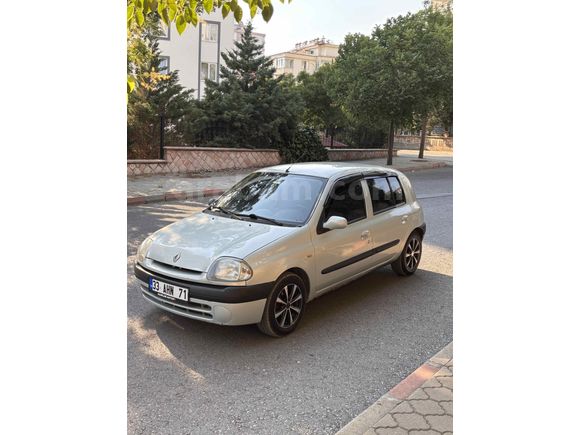 Sahibinden Renault Clio 1.4 RTA 2000 Model 