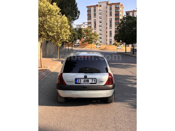 Sahibinden Renault Clio 1.4 RTA 2000 Model 