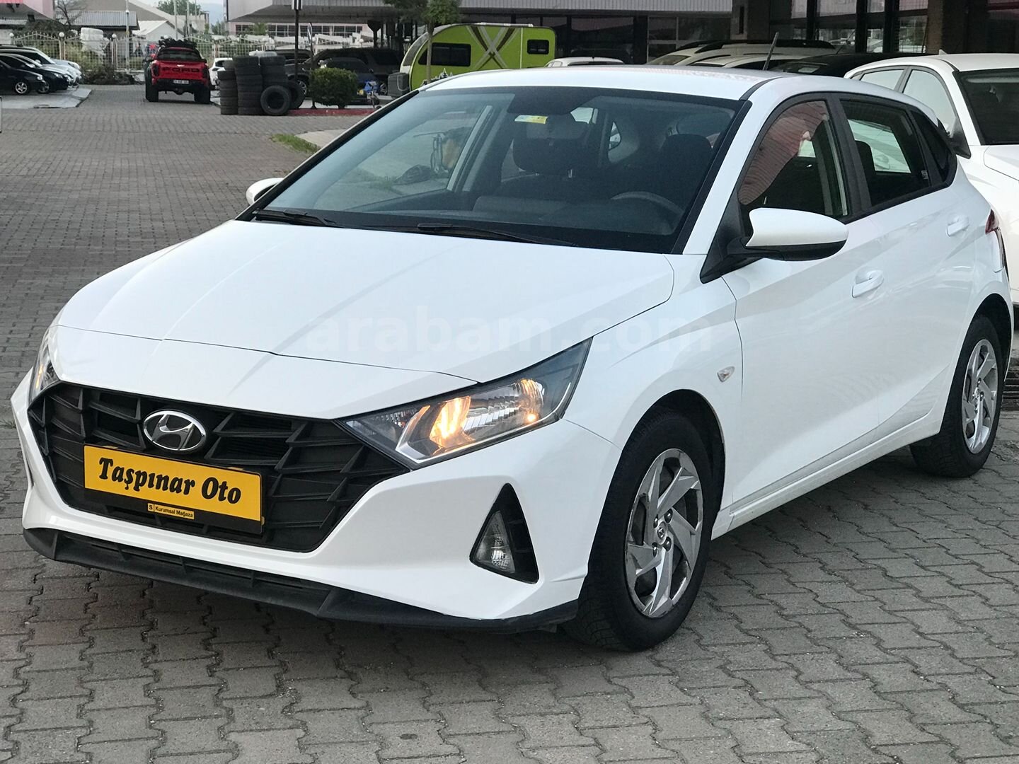 Galeriden Hyundai i20 1.4 MPI Jump 2022 Model Kocaeli 117.000 km Beyaz 5