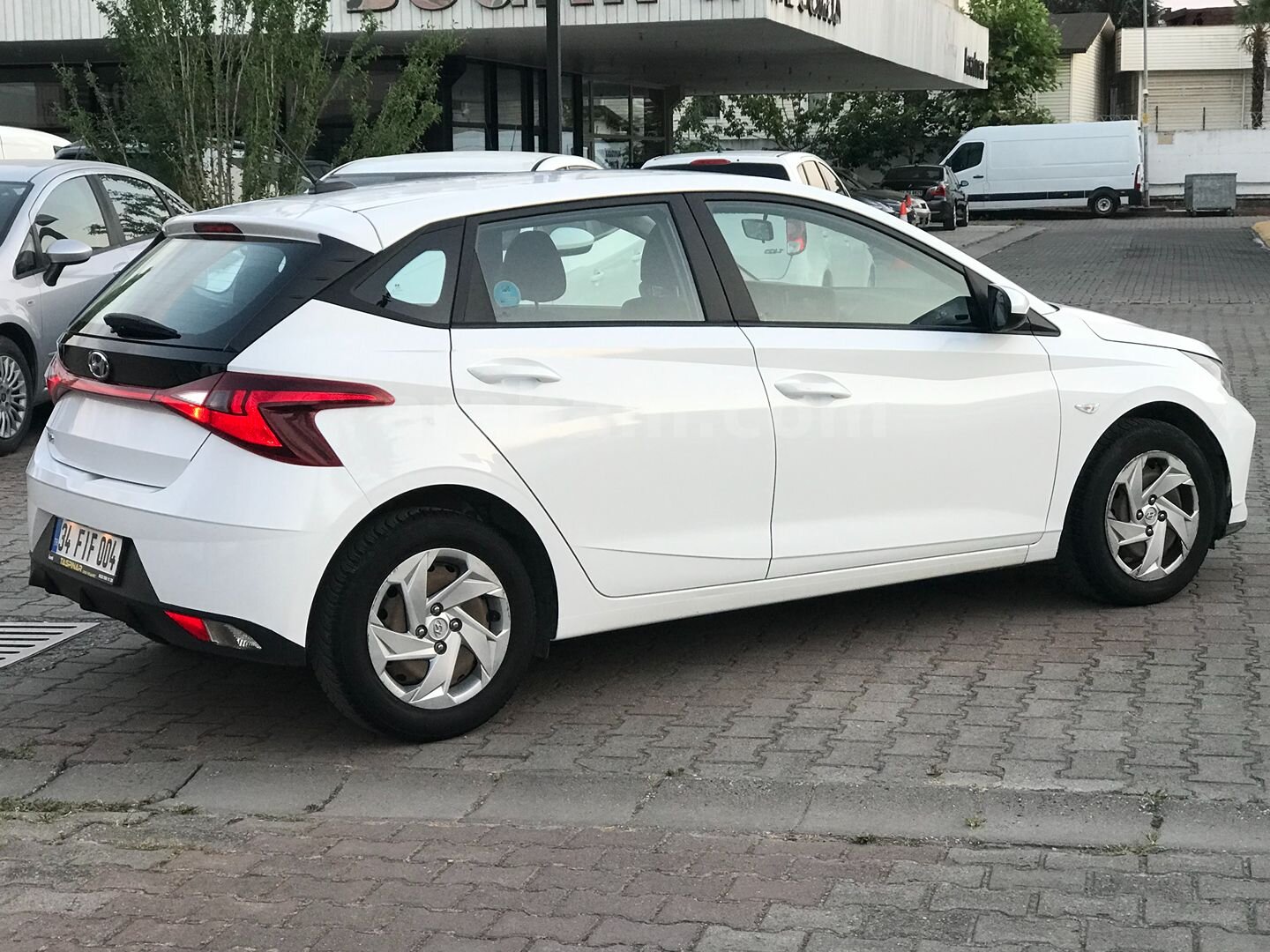 Galeriden Hyundai i20 1.4 MPI Jump 2022 Model Kocaeli 117.000 km Beyaz 7