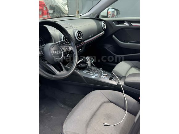 Sahibinden Audi A3 Sportback 30 TFSI Dynamic 2019 Model 