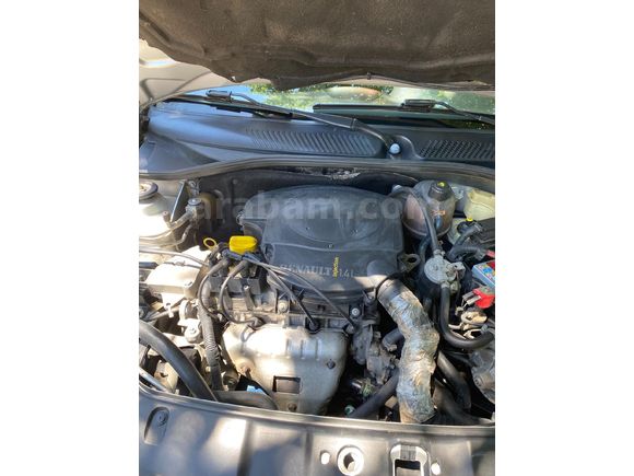 Sahibinden Renault Clio 1.4 Expression 2011 Model