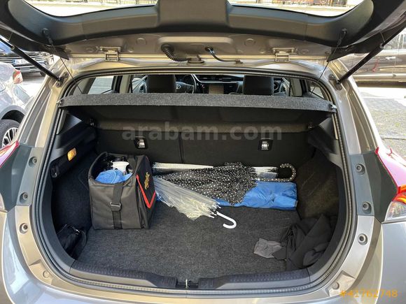 TOYOTA AURİS YETKİLİ SERVİS BAKIMLI 145 000 km