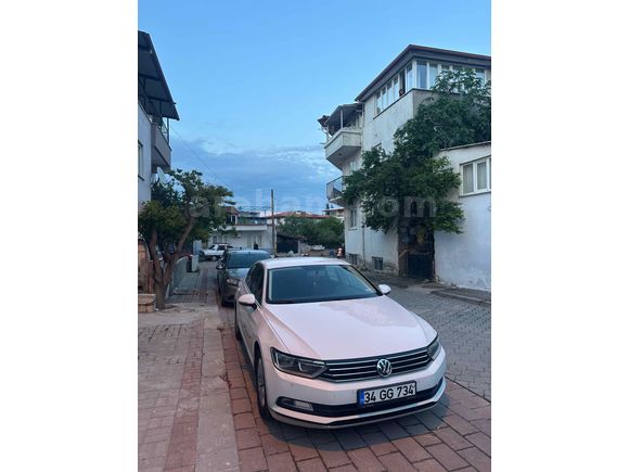 Sahibinden Volkswagen Passat 1.6 TDi BlueMotion Trendline 2015 Model  55.555 km Beyaz