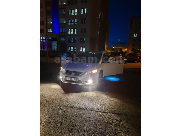 Sahibinden Honda Civic 1.6i VTEC Eco Executive 2015 Model