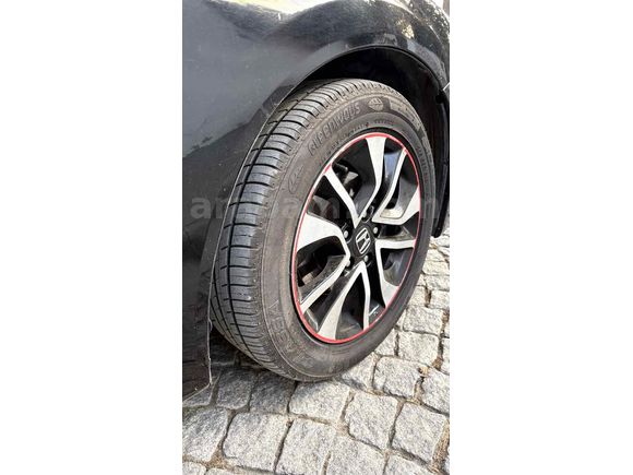 Sahibinden Honda Civic 1.6i VTEC Eco Elegance 2014 Model 