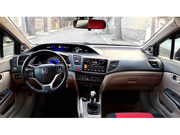 Sahibinden Honda Civic 1.6i VTEC Eco Elegance 2014 Model 
