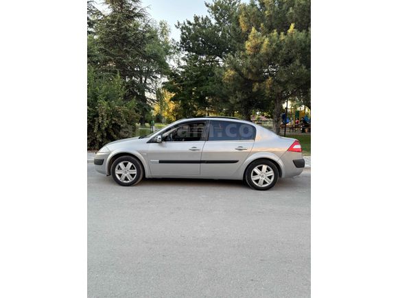 Sahibinden Renault Megane 1.6 Dynamique 2004 Model 