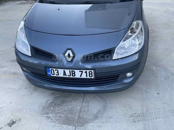 Sahibinden DEĞİŞENSİZ Renault Clio 1.5 dCi Authentique 2006 Model 