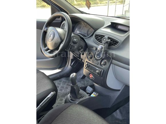 Sahibinden DEĞİŞENSİZ Renault Clio 1.5 dCi Authentique 2006 Model 