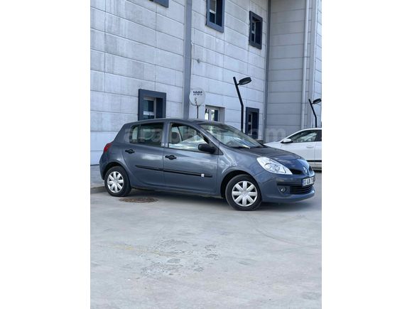Sahibinden DEĞİŞENSİZ Renault Clio 1.5 dCi Authentique 2006 Model 