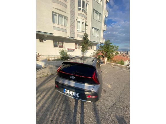 Sahibinden Hyundai Bayon 1.4 MPI Style 2022 Model  26.000 km Gri
