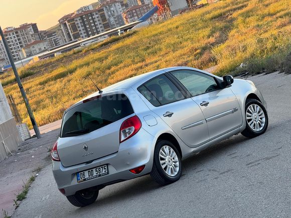 Sahibinden Renault Clio 1.5 dCi Extreme 2011 Model