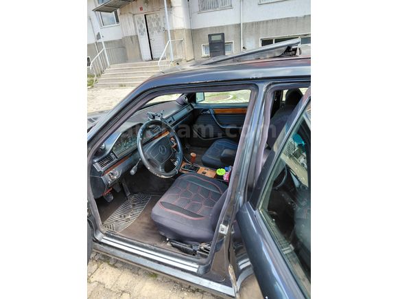 Sahibinden Mercedes - Benz E 200 1993 Model