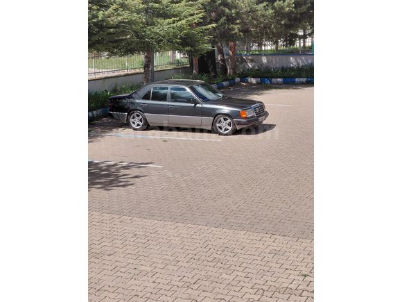 Sahibinden Mercedes - Benz E 200 1993 Model