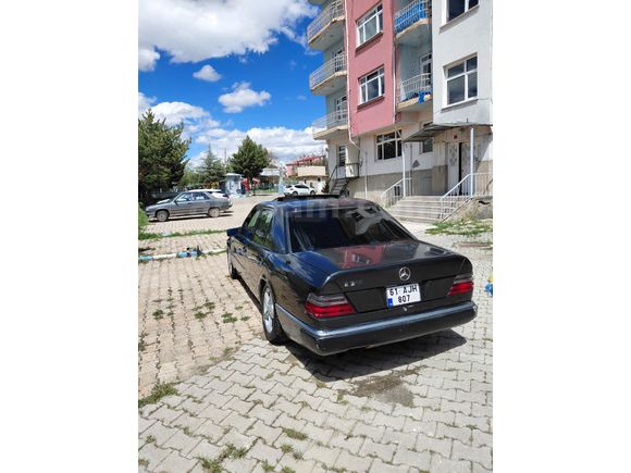 Sahibinden Mercedes - Benz E 200 1993 Model
