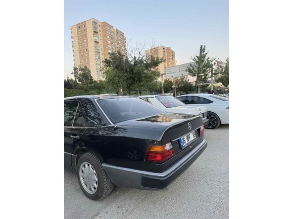 Sahibinden Mercedes - Benz 200 E 1990 Model 