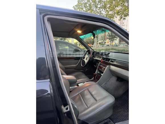 Sahibinden Mercedes - Benz 200 E 1990 Model 
