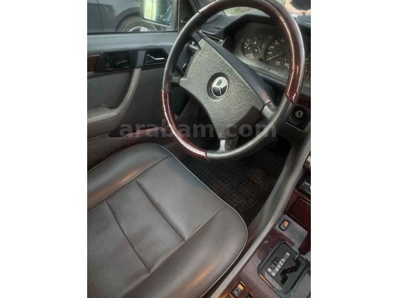 Sahibinden Mercedes - Benz 200 E 1990 Model 