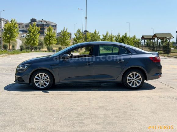 RENAULT MEGAN 1.5 DCI TOUCH PAKET KM 129 BİNDE KUSURSUZ