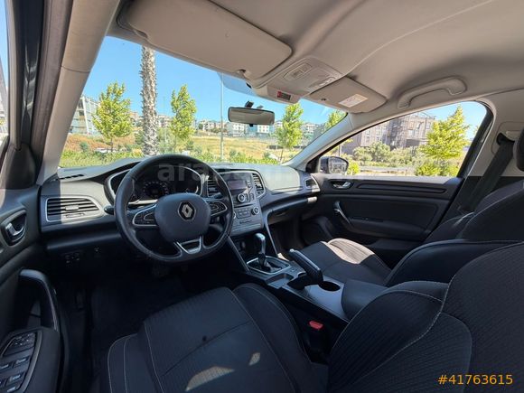 RENAULT MEGAN 1.5 DCI TOUCH PAKET KM 129 BİNDE KUSURSUZ