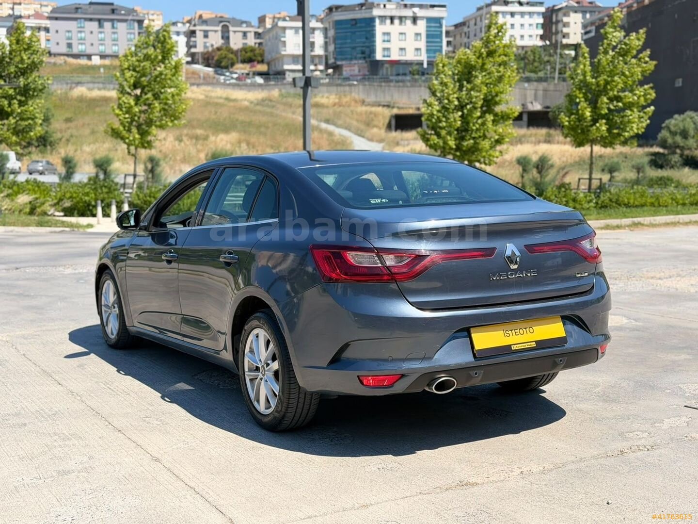 Galeriden Renault Megane 1.5 dCi Touch 2018 Model İstanbul 129.000 km Gri 4