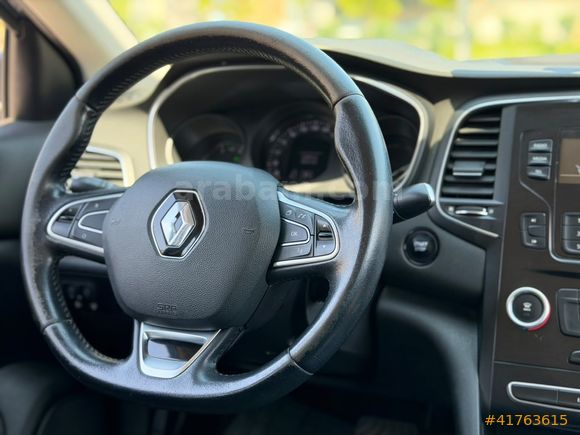 RENAULT MEGAN 1.5 DCI TOUCH PAKET KM 129 BİNDE KUSURSUZ