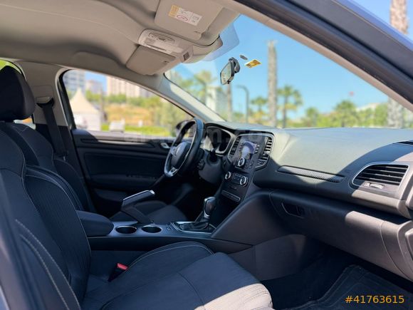 RENAULT MEGAN 1.5 DCI TOUCH PAKET KM 129 BİNDE KUSURSUZ