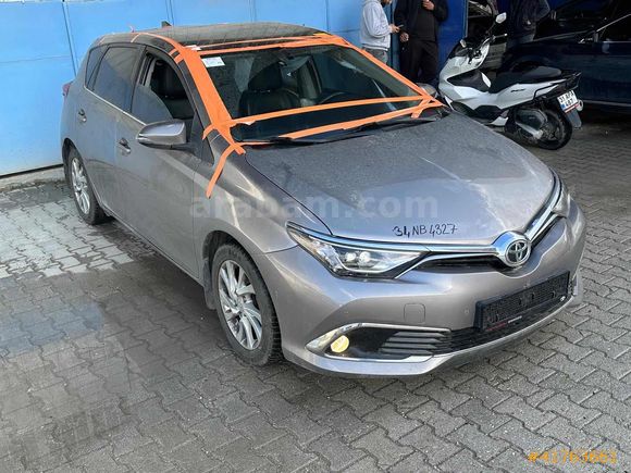 80 BİN KM'DE,FUL SERVİS BAKIMLI,CAM TAVANLI FUL PAKET AURİS