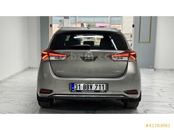 80 BİN KM'DE,FUL SERVİS BAKIMLI,CAM TAVANLI FUL PAKET AURİS
