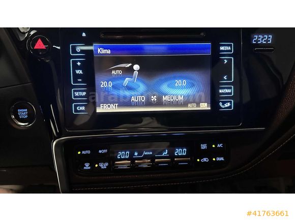 80 BİN KM'DE,FUL SERVİS BAKIMLI,CAM TAVANLI FUL PAKET AURİS
