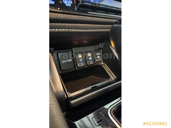 80 BİN KM'DE,FUL SERVİS BAKIMLI,CAM TAVANLI FUL PAKET AURİS