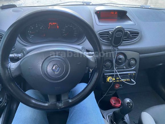  Renault Clio 1.5 dCi Authentique 2011 Model 