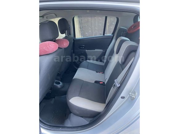  Renault Clio 1.5 dCi Authentique 2011 Model 