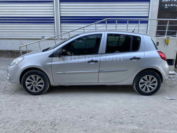  Renault Clio 1.5 dCi Authentique 2011 Model 