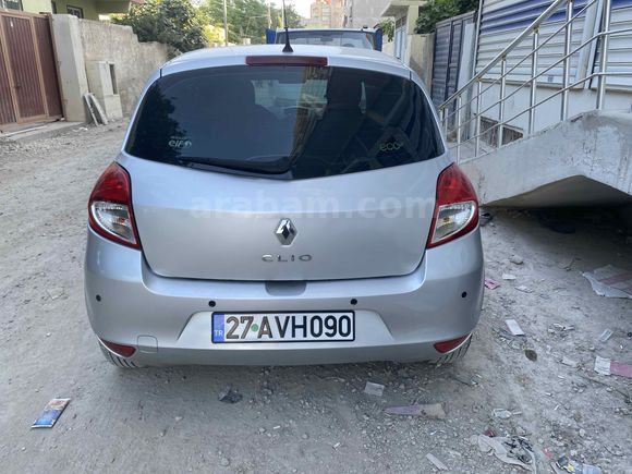  Renault Clio 1.5 dCi Authentique 2011 Model 