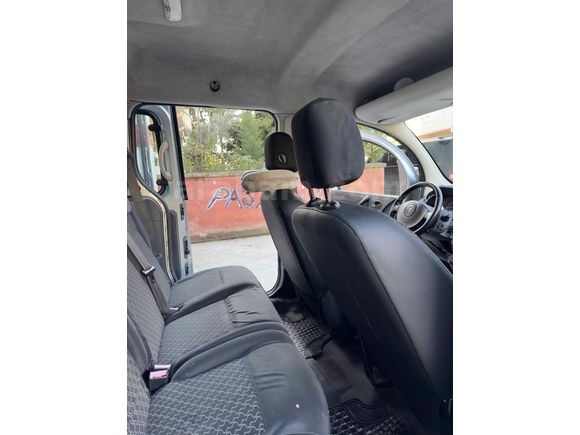 Sahibinden Renault Kangoo Multix 1.5 dCi Authentique 2011 Model 