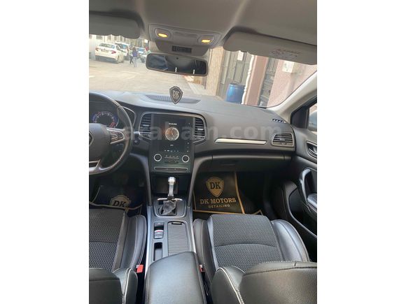  Renault Megane 1.3 TCe Icon 