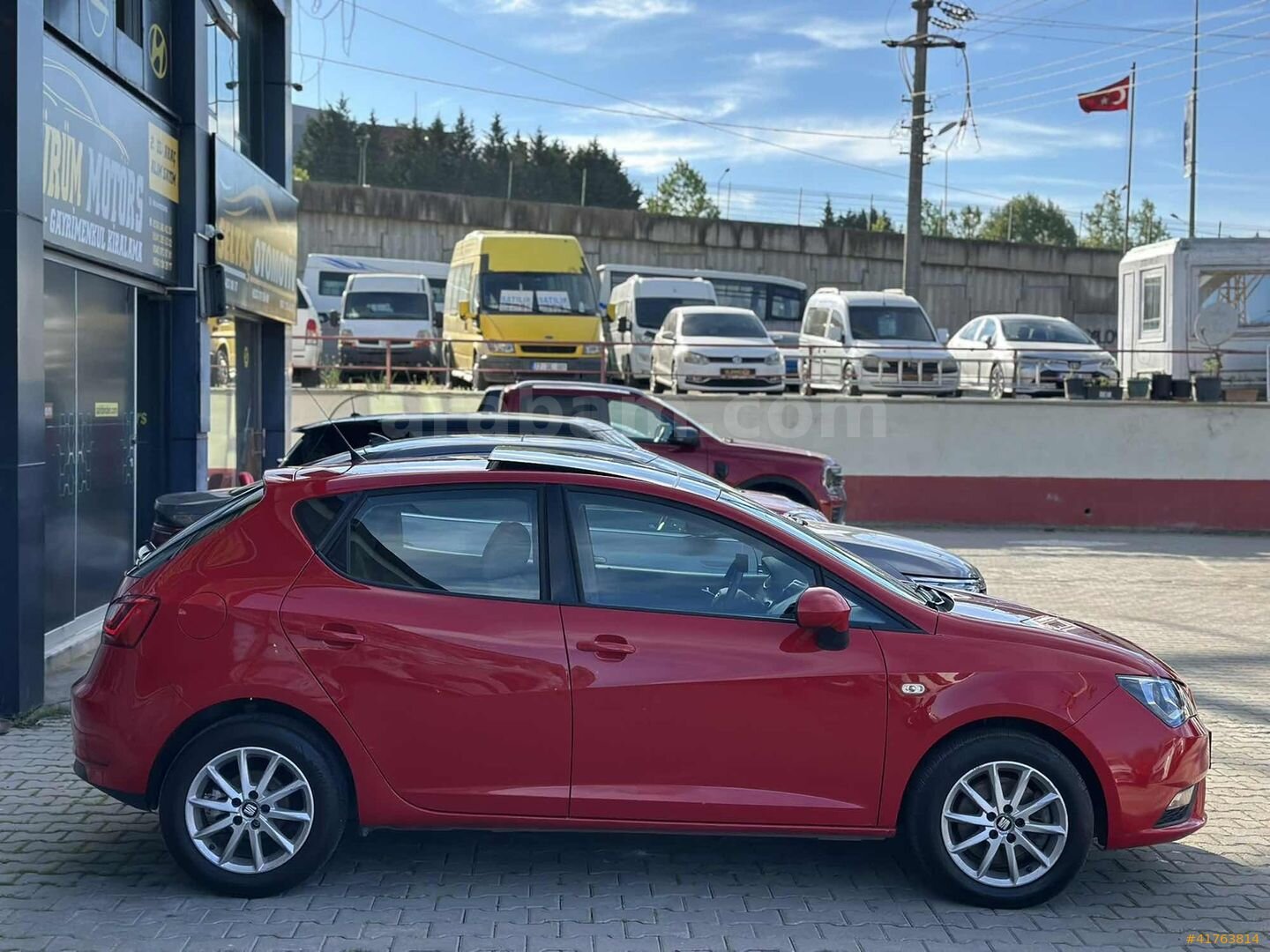 Galeriden Seat Ibiza 1.0 EcoTSI Style 2017 Model Yalova 136.000 km Kırmızı 4