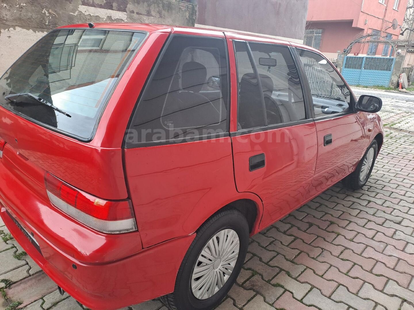 Sahibinden Suzuki Swift 1.3 GLX 2000 Model İstanbul 168.000 km Kırmızı 6