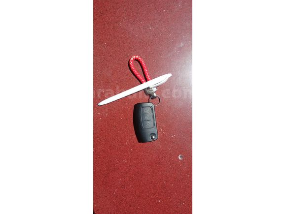 Sahibinden Ford Focus 1.6 TDCi Ghia Makam Paket 2005 Model